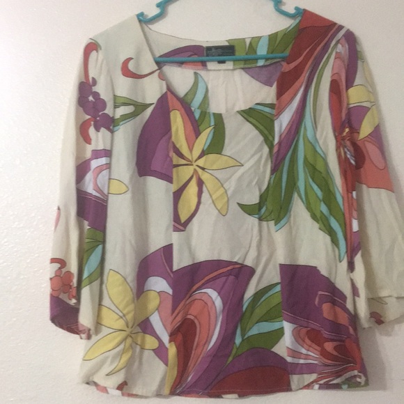 Vintage Aloha print women’s blouse. Made in Hawaii - Picture 1 of 3